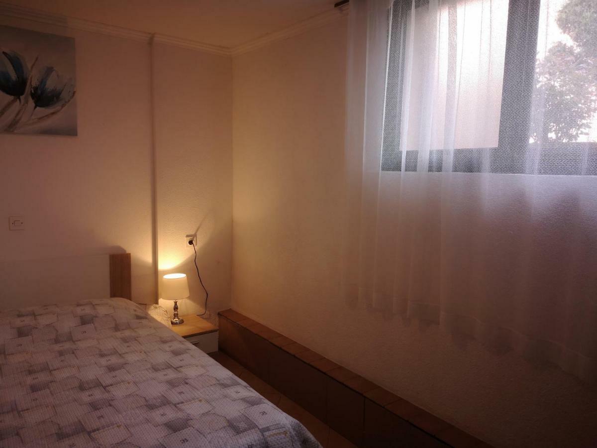 Franko Apartmani Zambratija  Bagian luar foto